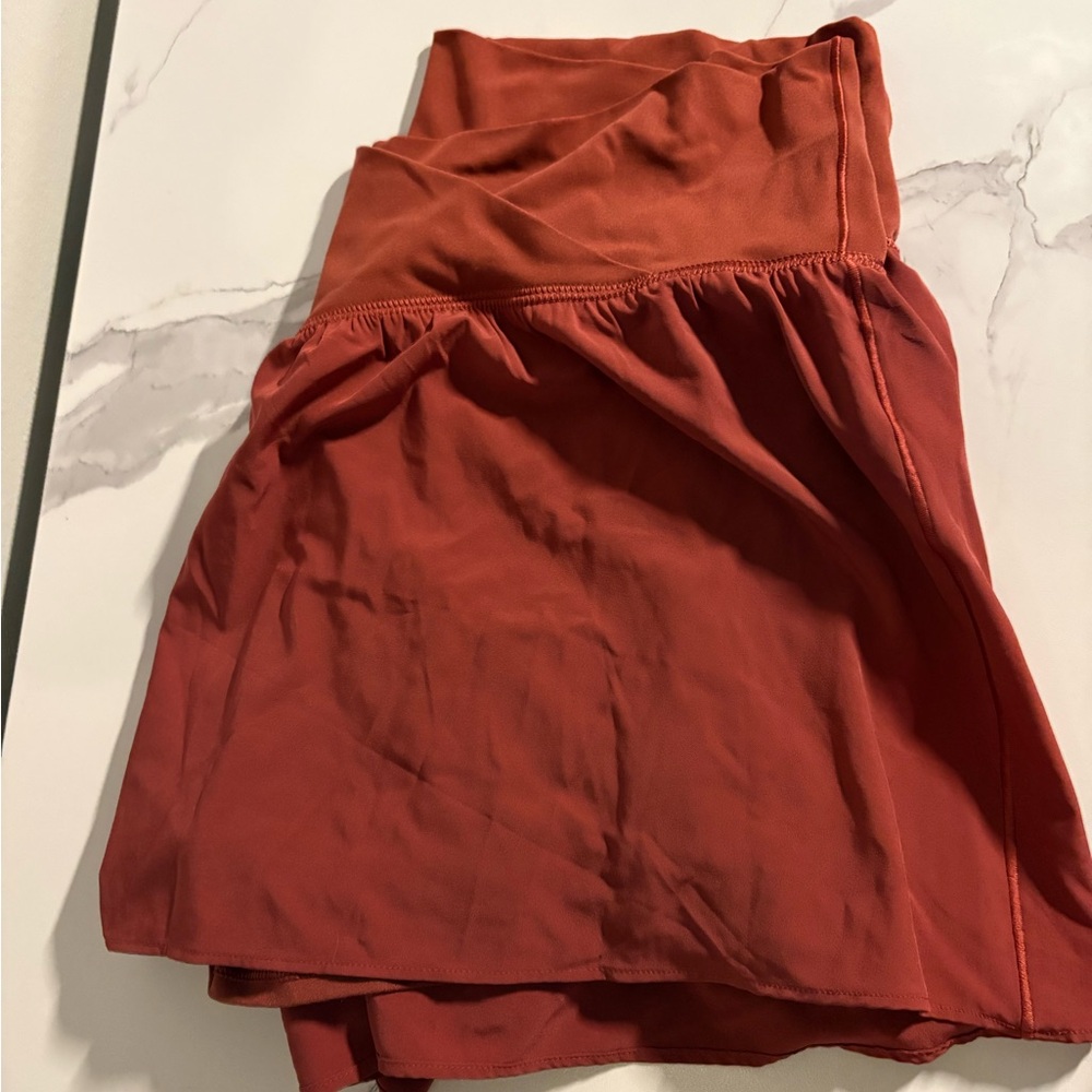EUC XL Offline by Aerie Crossover flowy short Cherry red